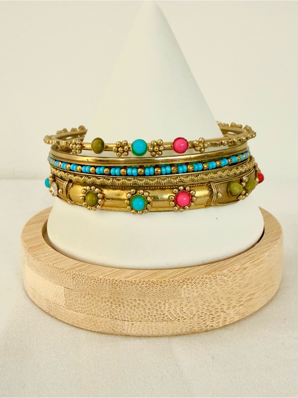 Boho Gold Tone Bangle Bracelet Set 5 Turquoise Coral Beaded Stackable Vintage